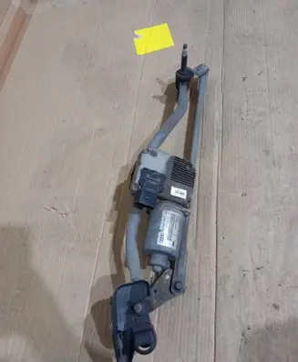 Audi A4 S4 B8 8K Front wiper linkage and motor 8K1955119A 8T1955119