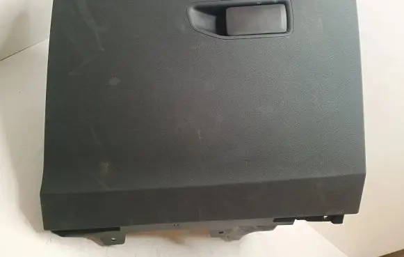 Peugeot 3008 II Glove box 9810202277 00219646 00219674