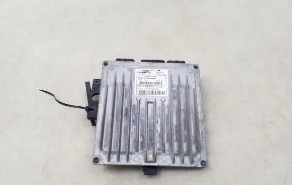 Renault Kangoo II Engine control unit/module 8200911560