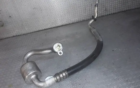Ford Mondeo MK IV Air conditioning (A/C) pipe/hose 