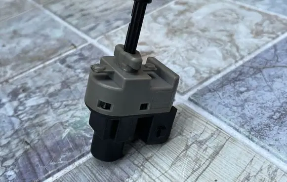 Brake pedal sensor switch