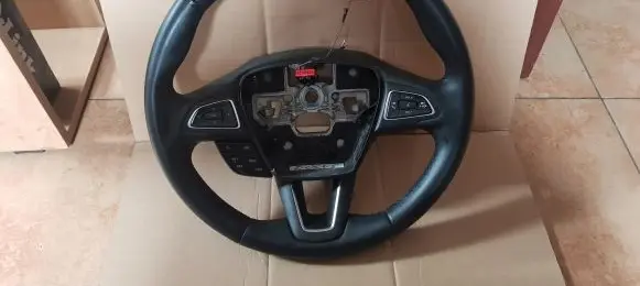 Ford Focus Steering wheel