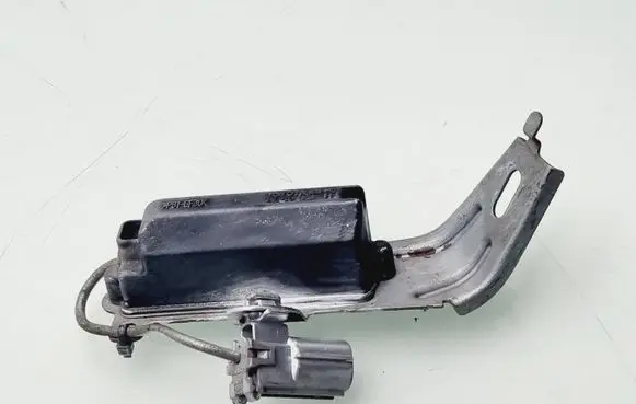 Toyota RAV 4 (XA30) Tire pressure sensor 8976542010