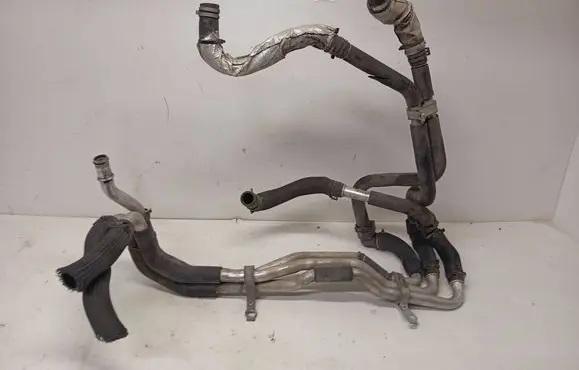 Chevrolet Volt I Engine coolant pipe/hose