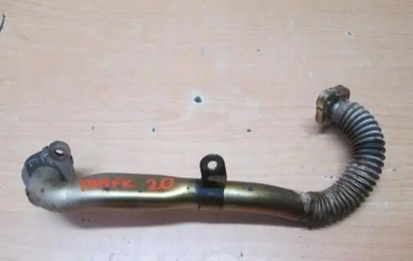 Opel Vivaro EGR valve line/pipe/hose