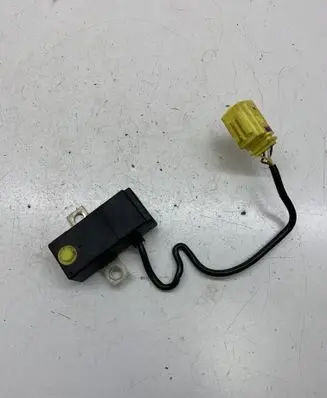 Volkswagen Touareg I Battery relay fuse 7L0915457 514160006