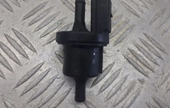 Seat Ibiza III (6L) Turbo solenoid valve 0280142545