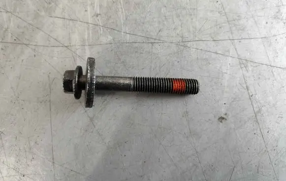 Volvo XC90 Nuts/bolts 985111 981062