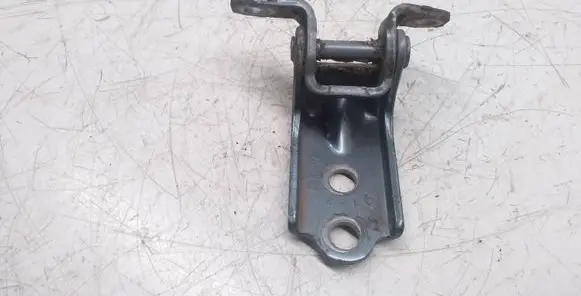 Subaru Outback Rear door lower hinge