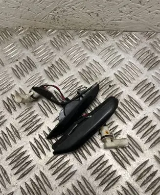 BMW 3 E90 E91 Front fender indicator light 