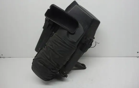 KIA Venga Air filter box 281121P200