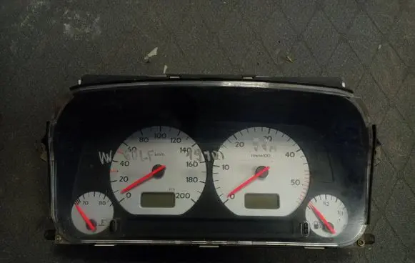 Volkswagen Golf III Speedometer (instrument cluster) 1H0919863P