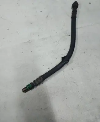 Gearbox oil cooler pipe/hose