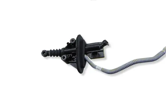 Renault Megane IV Clutch master cylinder 306109469R 050250G0112