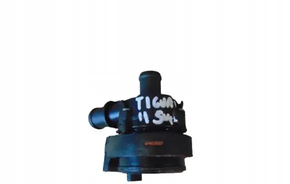 Volkswagen Tiguan Water pump 5G0965567