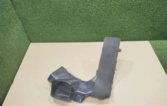 Mitsubishi Pajero Air intake duct part MR360771