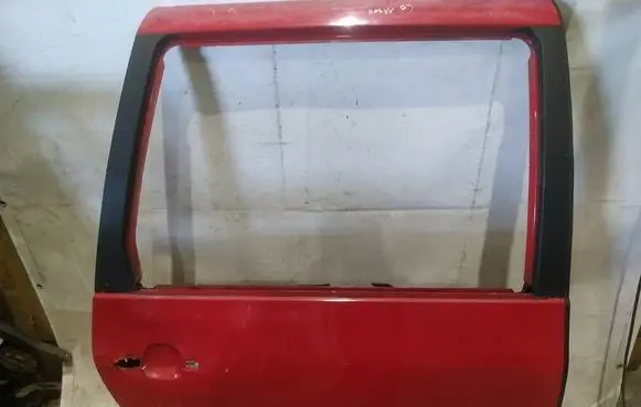 Volkswagen Sharan Rear door RAUDONOS