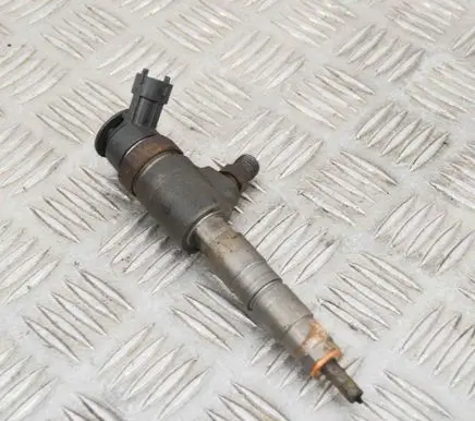 Ford Fiesta Fuel injector 0445110340
