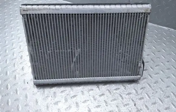 Air conditioning (A/C) radiator (interior)