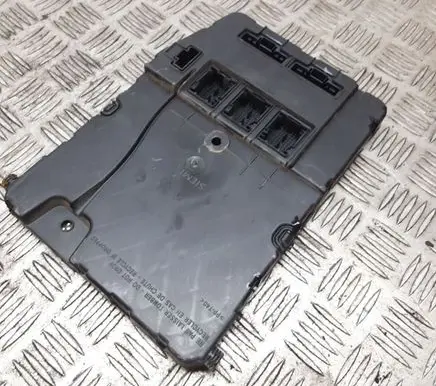 Renault Scenic II - Grand scenic II Comfort/convenience module 8200306434 S118400220