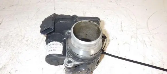 Opel Vivaro Throttle body valve H8201374868