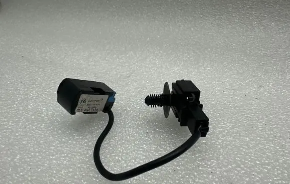 Volkswagen Touareg I Microphone (bluetooth/phone) 7L6035711A