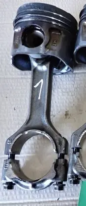 Opel Insignia A Piston with connecting rod 
