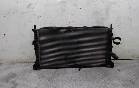 Ford Focus C-MAX Coolant radiator