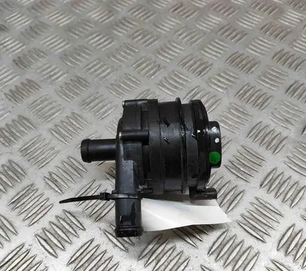 Volvo XC40 Electric auxiliary coolant/water pump 32238226