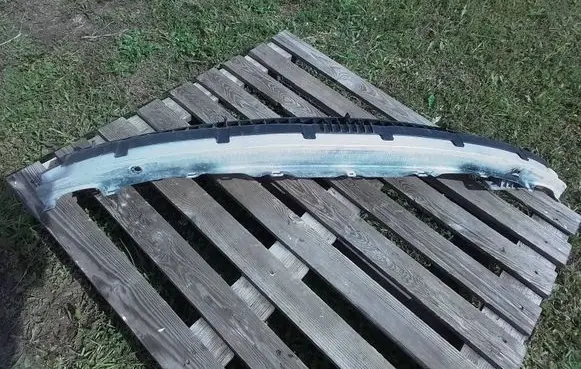Audi A6 S6 C4 4A Front bumper cross member
