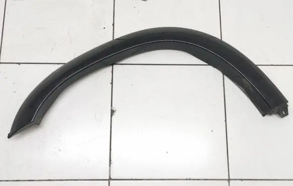 Suzuki Grand Vitara II Fender trim (molding) 7765052d00