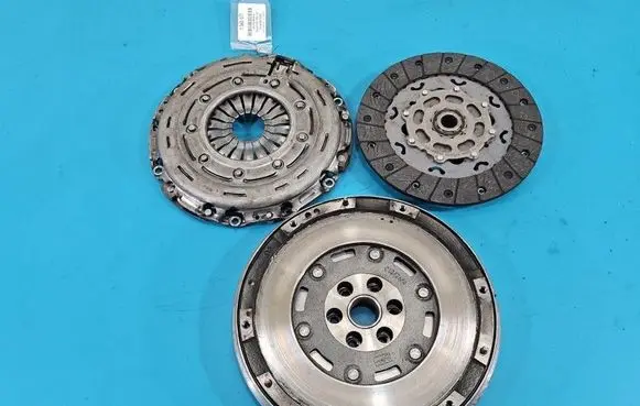 Peugeot 5008 Dual mass flywheel IMPRK1543577
