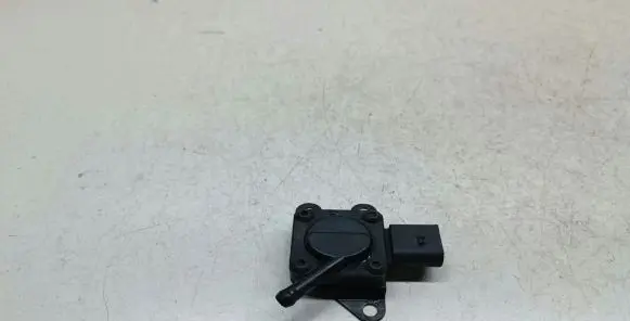 BMW 5 GT F07 Exhaust gas pressure sensor 7808013