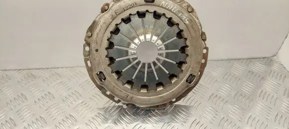 Toyota Carina T210 Pressure plate 3E12201