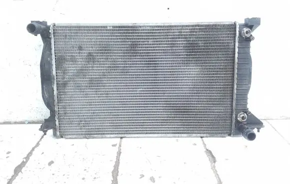 Coolant radiator