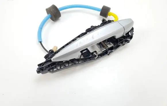 BMW 2 F46 Rear door exterior handle 7401210