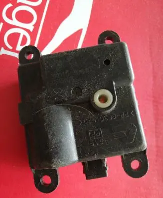 Nissan Serena Air flap motor/actuator 5k01030840