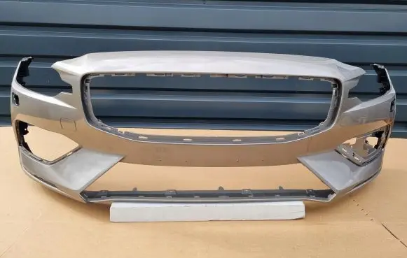 Volvo S60 Front bumper 31690589