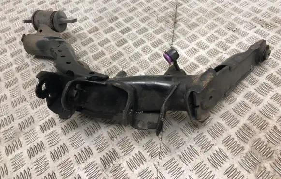 Honda CR-V Rear upper control arm/wishbone