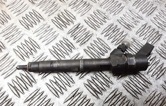 Fuel injector