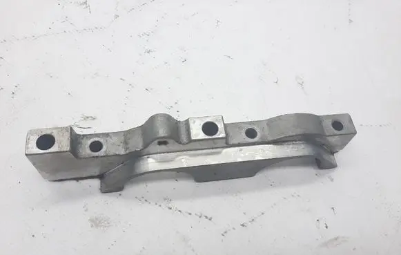 Volvo XC60 Other engine bay part VENELIOPIRSPAUDEJAS