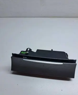 Volkswagen PASSAT B7 Ashtray (front) 3C0863284K