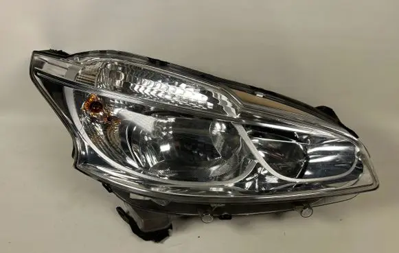 Peugeot 208 Headlight/headlamp 89000200