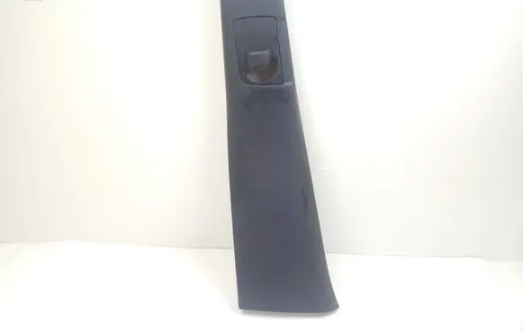 Jeep Cherokee (B) pillar trim (top) P1UC99LC5AC 15832ADC5