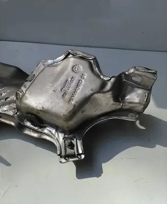 Peugeot 508 Heat shield in engine bay 9684448480