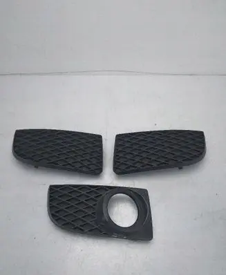 Mazda Premacy Front bumper lower grill C14650C11