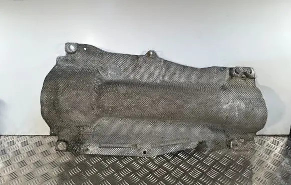 Volvo V60 Exhaust heat shield 31323105