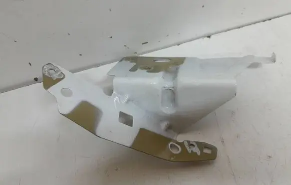 Opel Grandland X Fender mounting bracket YP00016980