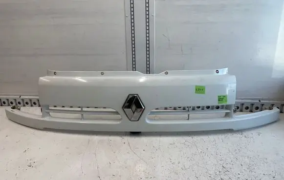 Renault Master II Front bumper upper radiator grill 7700352125