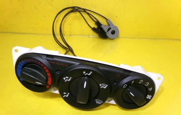 Ford Focus Climate control unit 98AB18C419